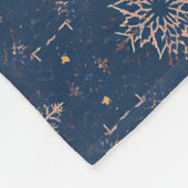 Elegant Navy Blue Winter Snowflake Pattern フリースブランケット (角)