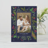 Elegant Navy Christmas Greenery Wreath 4 Photo シーズンカード (スタンド正面)