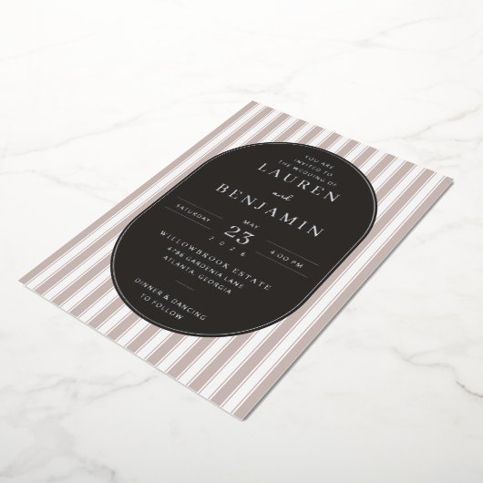 Elegant Navy Striped Wedding Invitation 箔招待状 (回転した状態)