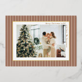 Elegant Old Money Brown Pinstripe Christmas Photo 箔シーズンカード (正面)