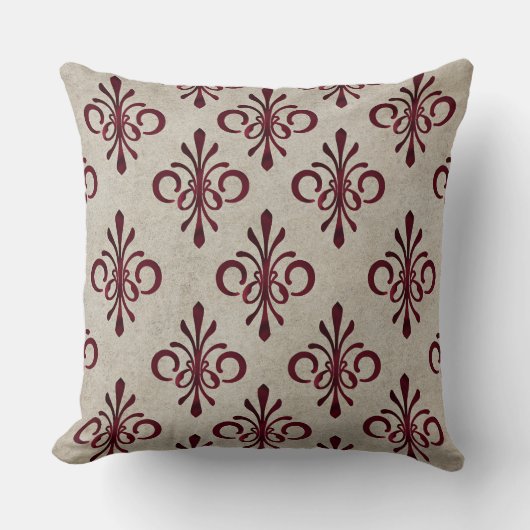 Elegant Ornamental Maroon Damask Pattern クッション (正面)