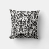 Elegant Ornate Damask Black and White Pattern クッション (正面)