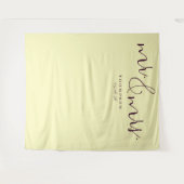 Elegant Pale Yellow Calligraphy タペストリー (正面(横))