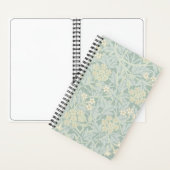 Elegant Pastel Green Jasmine Floral Pattern ノートブック (内側)