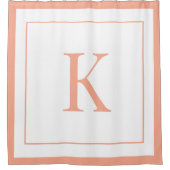 Elegant Peach white Initial Monogram  シャワーカーテン (正面)