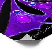 ELEGANT PEACOCK IN PURPLE ポスター (角)