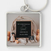 Elegant Penguin Pregnancy Announcement keepsake  キーホルダー (正面)