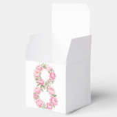 Elegant Peony Flower Illustration for March 8 フェイバーボックス (オープン)