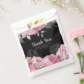 Elegant Pink and Silver Flowers Sweet Sixteen フェイバーバッグ (封をした状態)