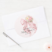 Elegant Pink Bow Romantic Bridal Shower ラウンドシール (封筒)