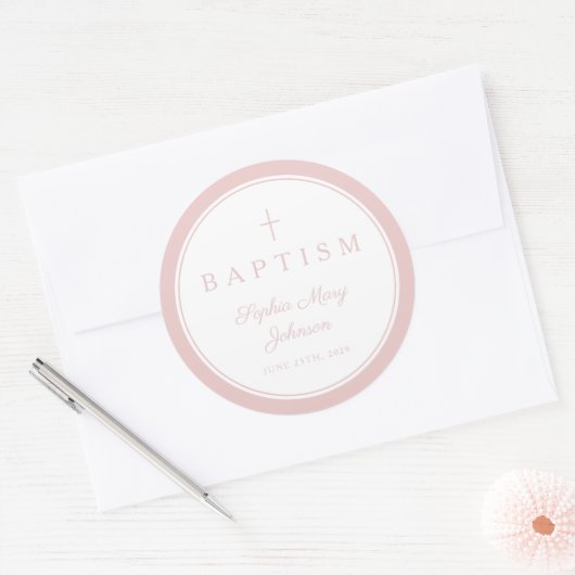Elegant Pink Religious Cross Girl Baptism ラウンドシール (封筒)