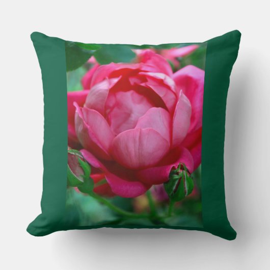 Elegant Pink Rose Floral Throw Pillow with Dark Gr クッション (正面)