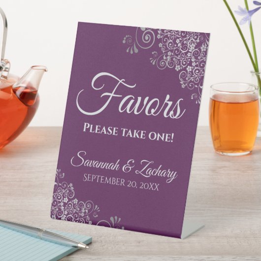 Elegant Plum Purple & Silver Wedding Favors  台座サイン (インサイチュ)