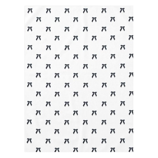 Elegant Preppy Black & White Bow Pattern Chic テーブルクロス (正面)