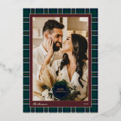 Elegant Preppy Plaid Burgundy Christmas Photo 箔シーズンカード (正面)