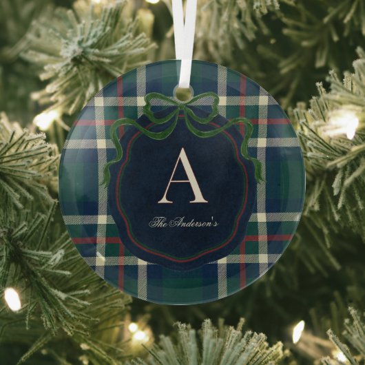 Elegant Preppy Plaid Monogram Christmas ガラスオーナメント (インサイチュ)