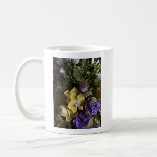 Elegant Purple and Yellow Floral Art Coffee Mug コーヒーマグカップ (左)