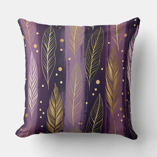 Elegant Purple Gold Feather Boho  クッション (正面)