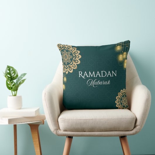 Elegant Ramadan Mubarak Throw Pillow クッション (椅子)