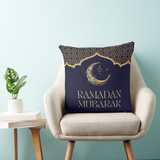 Elegant Ramadan Mubarak Throw Pillow クッション (椅子)