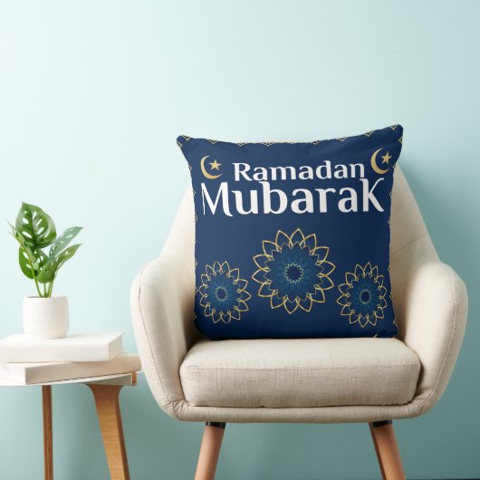 Elegant Ramadan Mubarak Throw Pillow クッション (椅子)