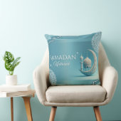 Elegant Ramadan Mubarak Throw Pillow クッション (椅子)