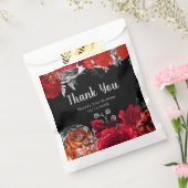 Elegant Red and Silver Flowers Birthday Party フェイバーバッグ (封をした状態)