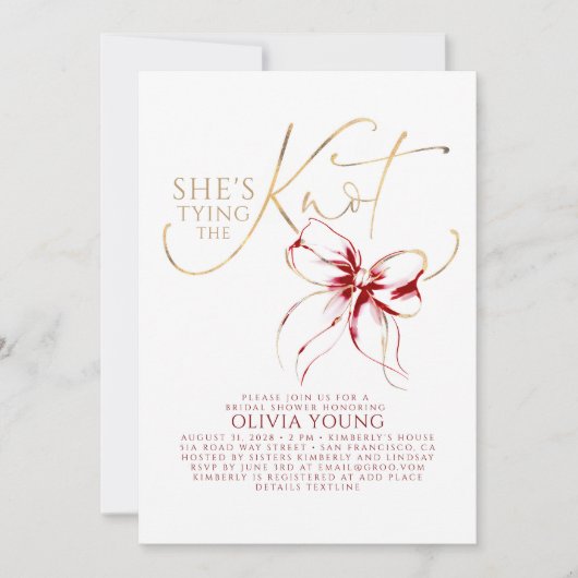 Elegant Red Bow She's Tying The Knot Bridal Shower 招待状 (正面)