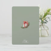 Elegant Red Ribbon Gift & Pine Holiday Design サンキューカード (スタンド正面)