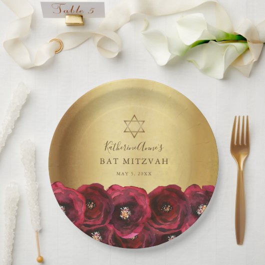 Elegant Red Rose Floral Gold Bat Mitzvah ペーパープレート (ウェディング)