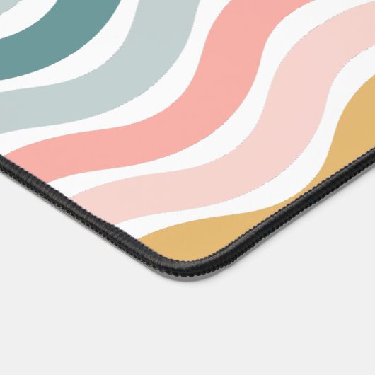 Elegant Retro Wavy Stripes Personalized Desk Mat デスクマット (コーナー)