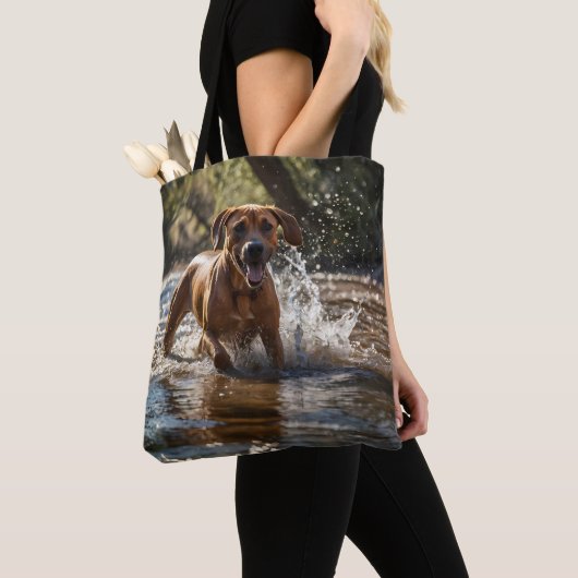Elegant Rhodesian Ridgeback Shoulder Tote トートバッグ (クローズアップ)
