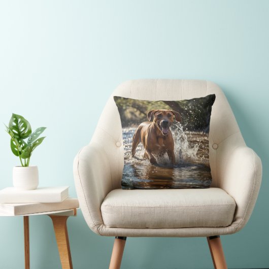 Elegant Rhodesian Ridgeback Throw Pillow クッション (椅子)