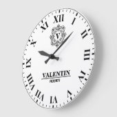 Elegant Roman Numeral luxurious monogram ラージ壁時計 (傾斜)