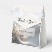 Elegant romantic babys breath floral wedding フェイバーボックス (正面サイド)