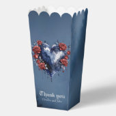 Elegant rose arrangement with golden foliage フェイバーボックス (正面)