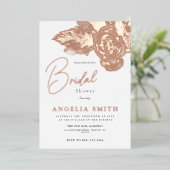 Elegant Rose Gold Floral Bridal Shower Real 箔招待状 (立ち正面)