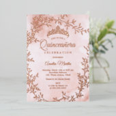 Elegant Rose Gold Leaf Wreath Quinceanera 箔招待状 (立ち正面)