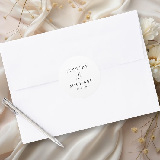 Elegant Royal White Script Wedding ラウンドシール