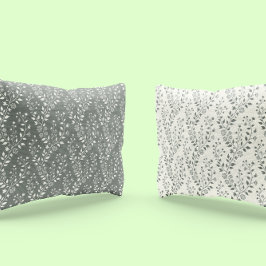 Elegant Sage Cream Minimalist Boho Floral Pattern 枕カバー