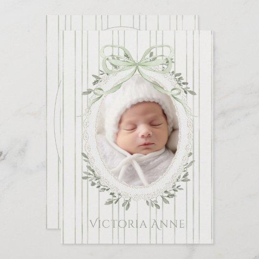 Elegant Sage Green Baby Girl Birth Announcement 招待状 (正面/裏面)