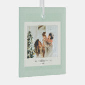 Elegant Sage Green Family Photo Keepsake Christmas ガラスオーナメント (正面右)