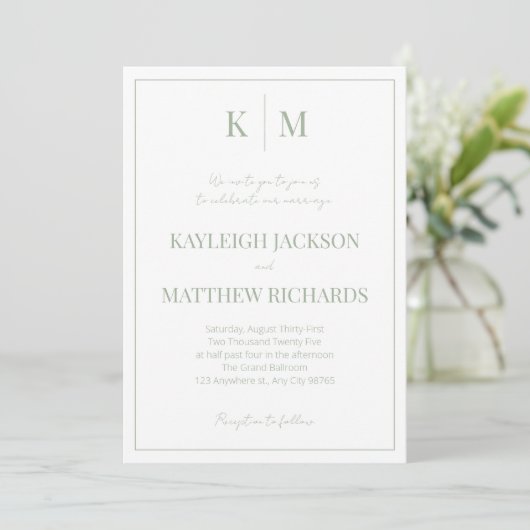 Elegant Sage Green Monogram Wedding  Invitation 招待状 (スタンド正面)