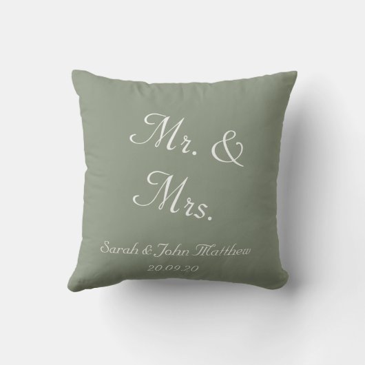 Elegant Sage Green Mr.and Mrs Name Date Script  クッション (裏面)