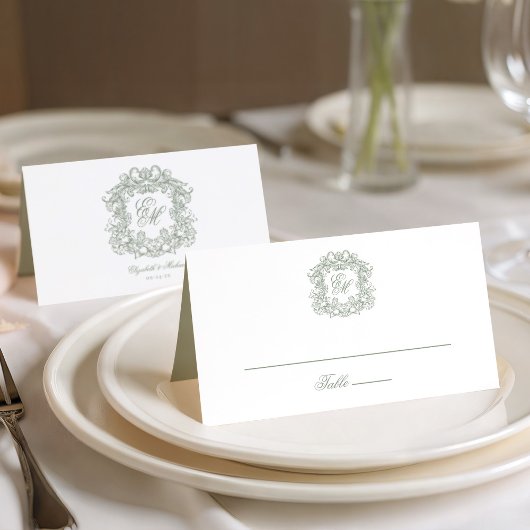 Elegant Sage Green Vintage Crest Monogram Wedding プレイスカード