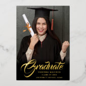 Elegant Script | モダンな卒業写真の発表 箔招待状 (正面)