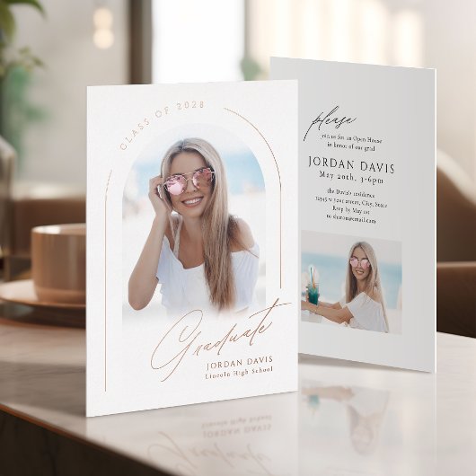 Elegant Script Arch Photo Graduation Announcement 箔招待状