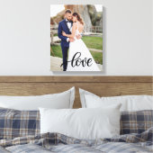 Elegant Script Love Photo Wedding Anniversary Gift キャンバスプリント (インサイチュ (寝室))