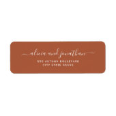 Elegant script rust brown wedding return address ラベル (正面)