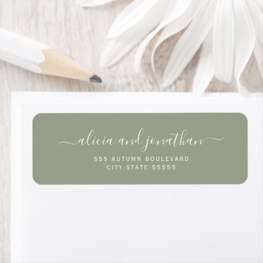 Elegant script sage green wedding return address ラベル (インサイチュ)